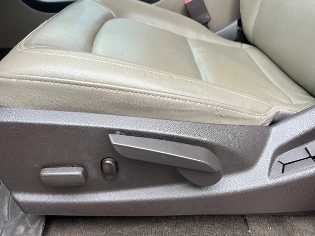 Used 2015 GMC Canyon SLT AWD/4WD image 22