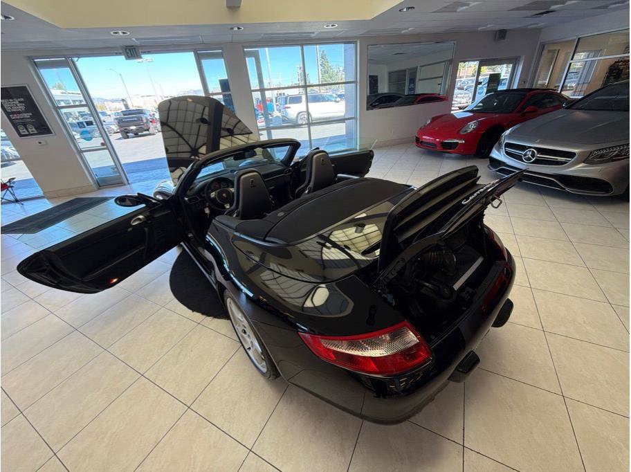 Used 2005 Porsche 911 Carrera S RWD image 44