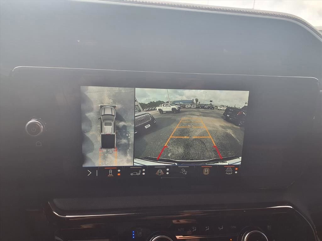 Certified 2025 GMC Sierra 1500 AT4 AWD/4WD image 4