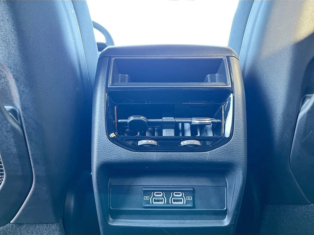 Used 2025 Jeep Grand Cherokee Laredo w/ Trailer Tow Package RWD image 23