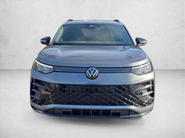 New 2026 Volkswagen Tiguan SE R-Line image 8