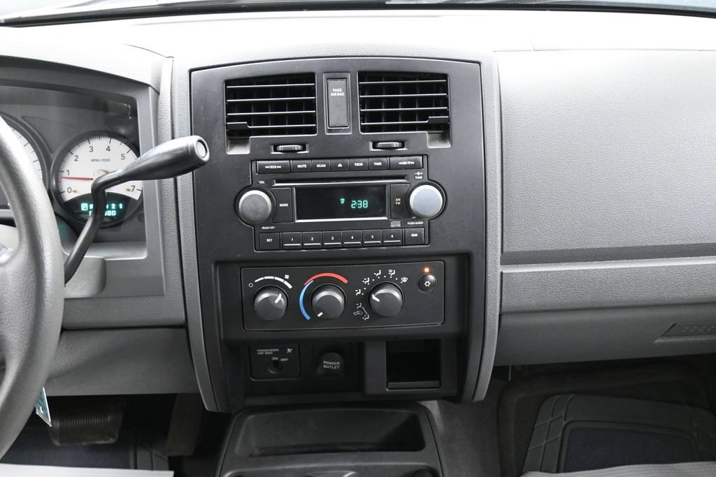 Used 2005 Dodge Dakota ST RWD image 18