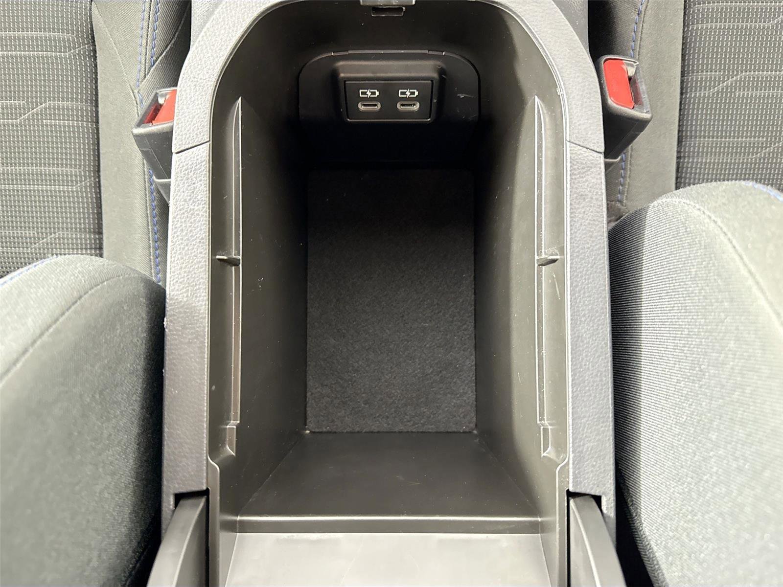 Certified 2022 Toyota RAV4 SE image 30