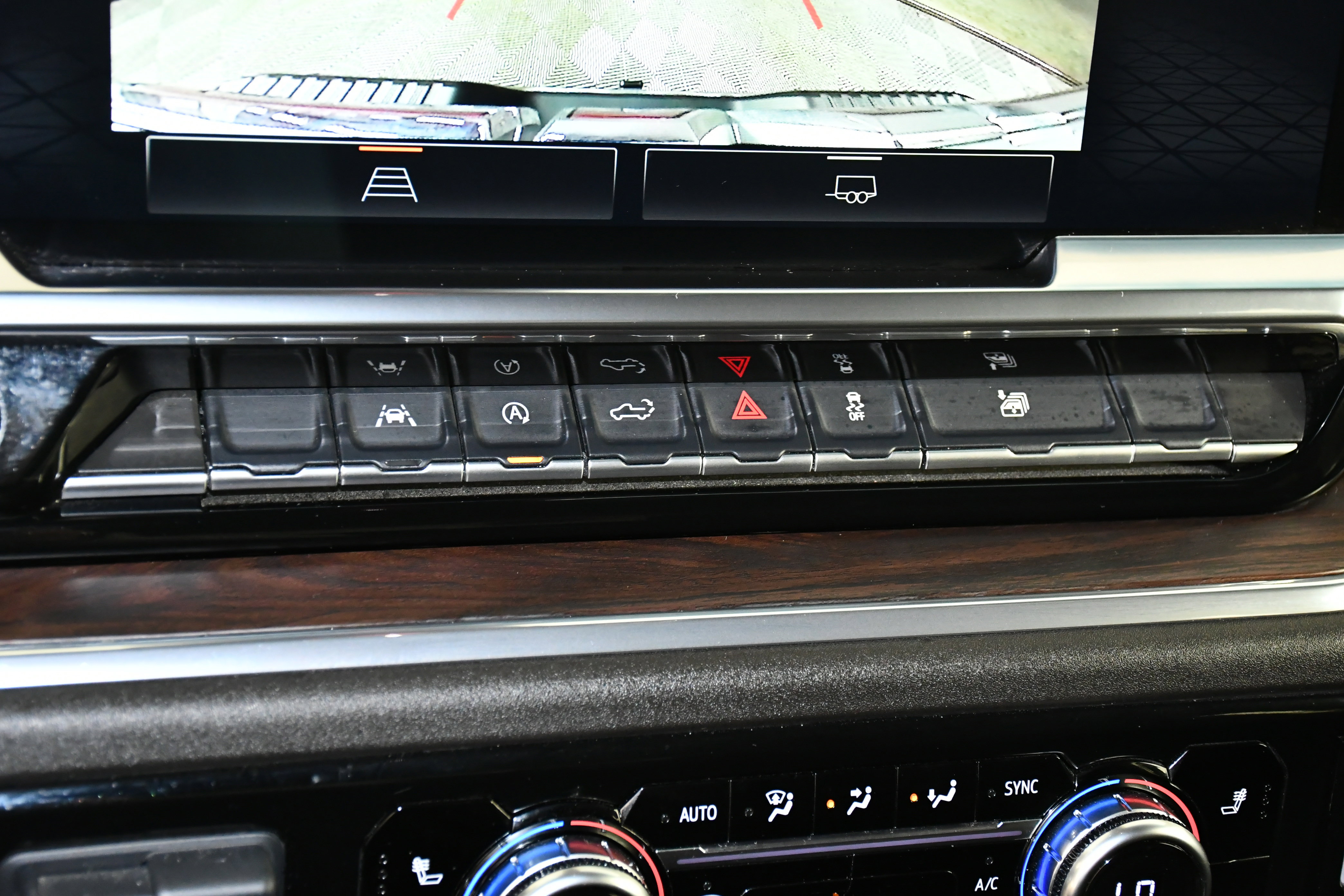 Used 2025 GMC Sierra 1500 SLT image 30