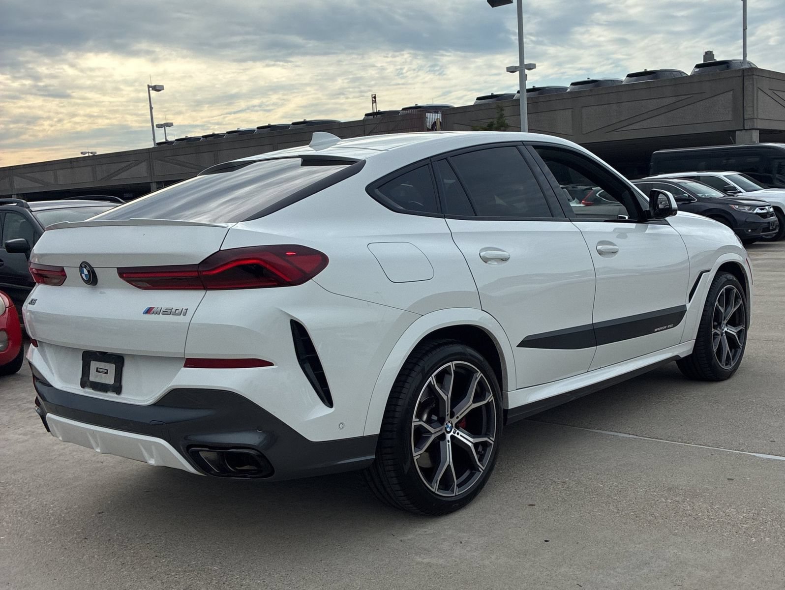 Used 2023 BMW X6 M50i w/ Executive Package AWD/4WD image 3