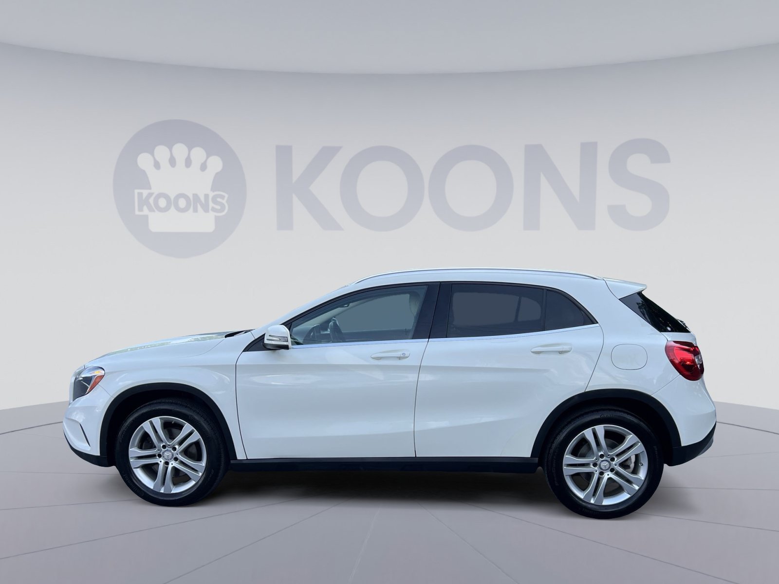 Used 2017 Mercedes-Benz GLA 250 4MATIC image 7