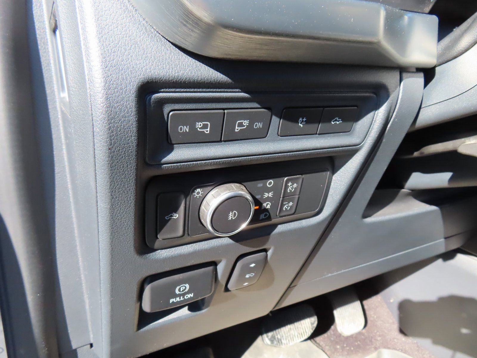 Used 2021 Ford F150 Lariat image 15