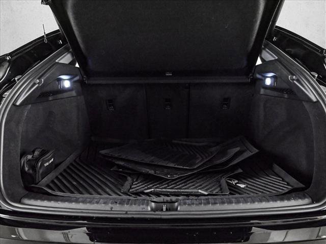Used 2023 Audi Q4 e-tron Premium Plus w/ Premium Plus image 6