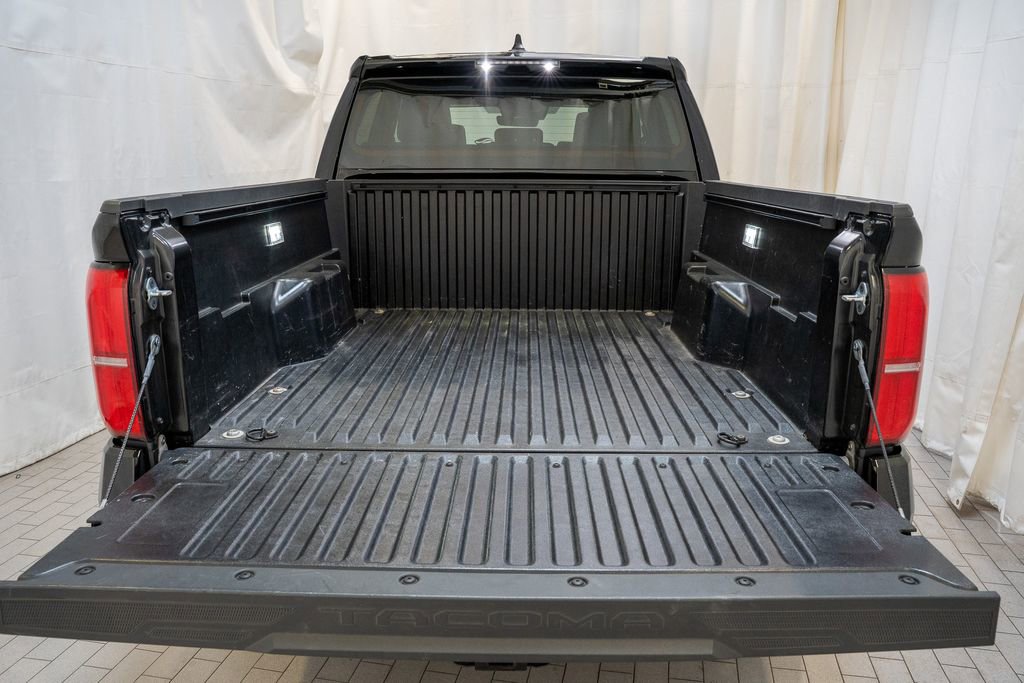 Certified 2024 Toyota Tacoma TRD Off-Road image 5
