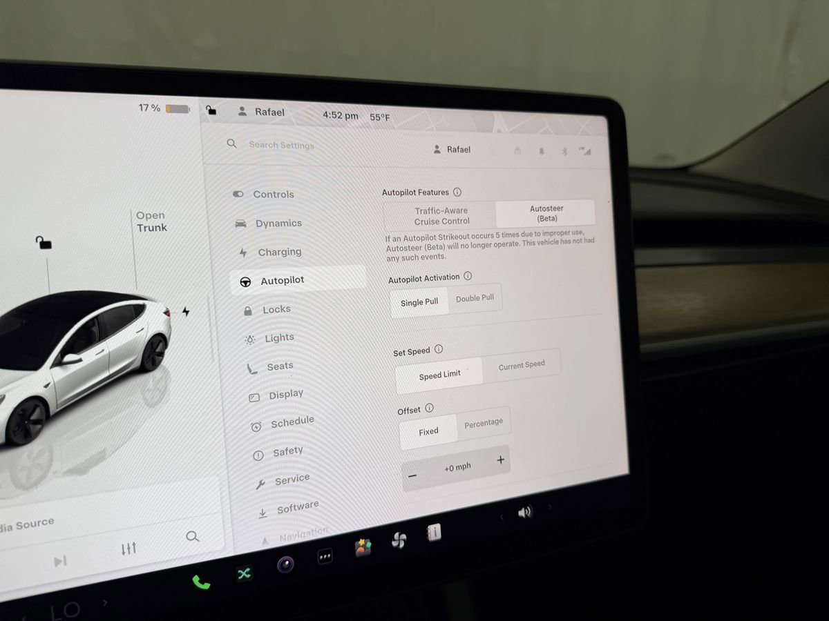 Used 2023 Tesla Model 3 Standard Range RWD image 20