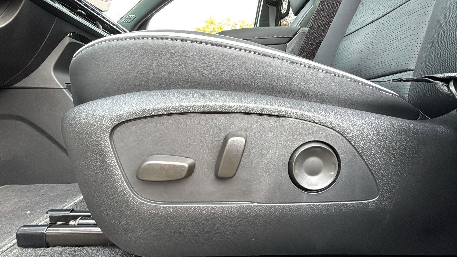 New 2026 Buick Enclave Sport Touring w/ Super Cruise Package image 23