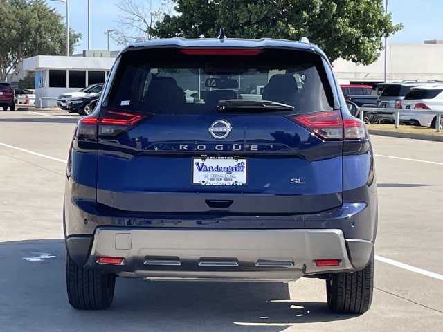 Used 2026 Nissan Rogue SL FWD image 5