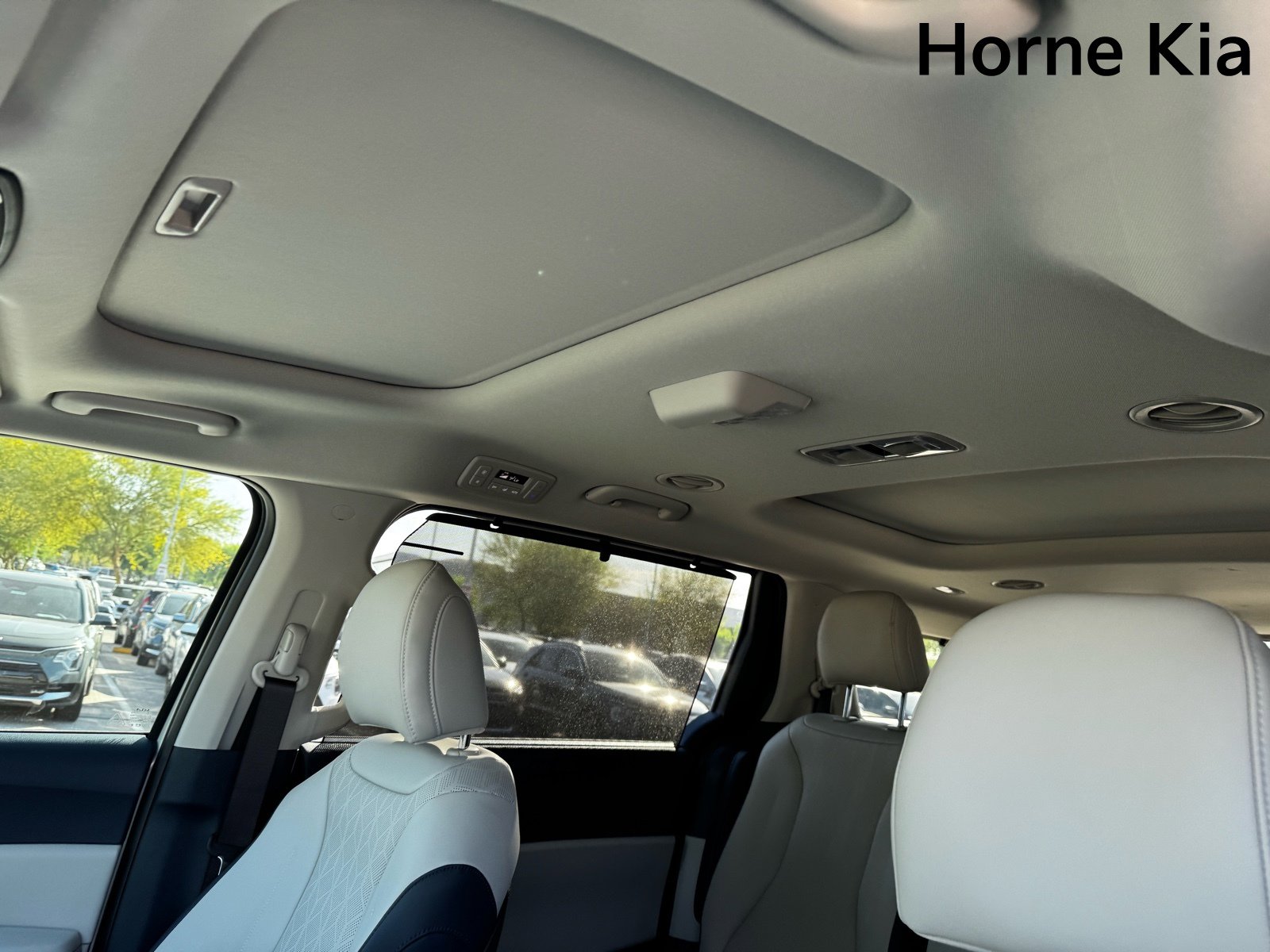 New 2026 Kia Carnival SX w/ SX Dark Edition Package image 20