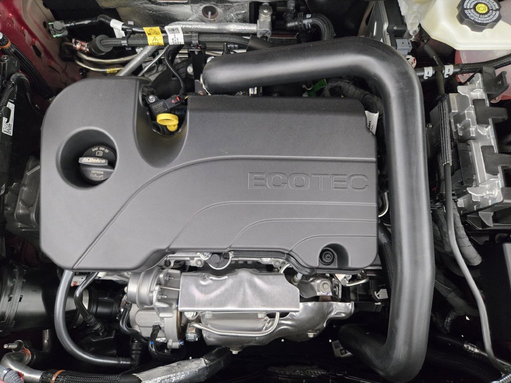 New 2026 Chevrolet Equinox RS w/ Convenience Package III FWD image 36