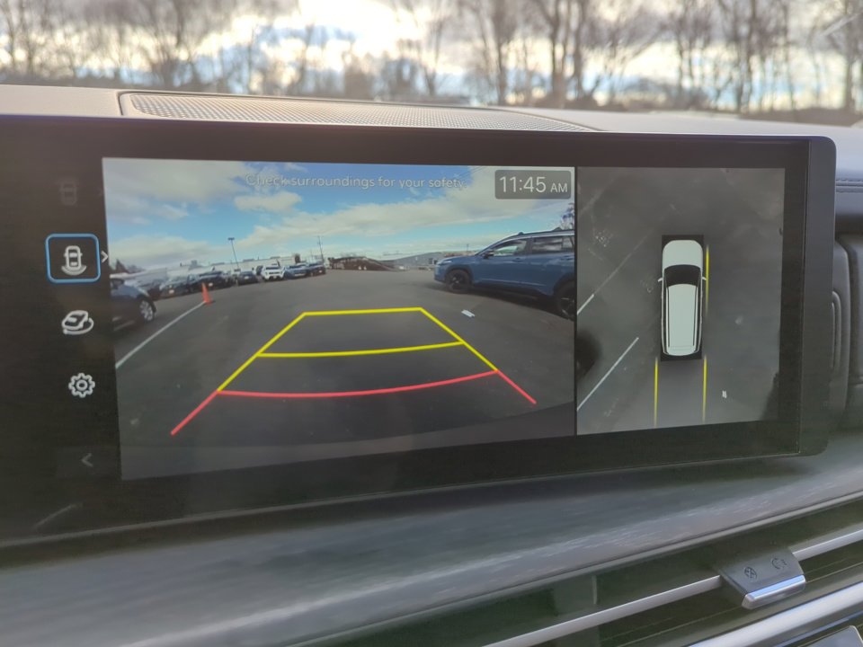 Used 2025 Hyundai Santa Fe Limited image 23