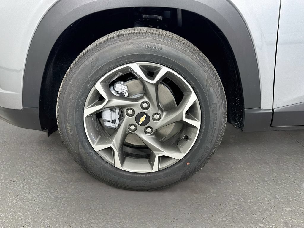 New 2026 Chevrolet Trax LT FWD image 31