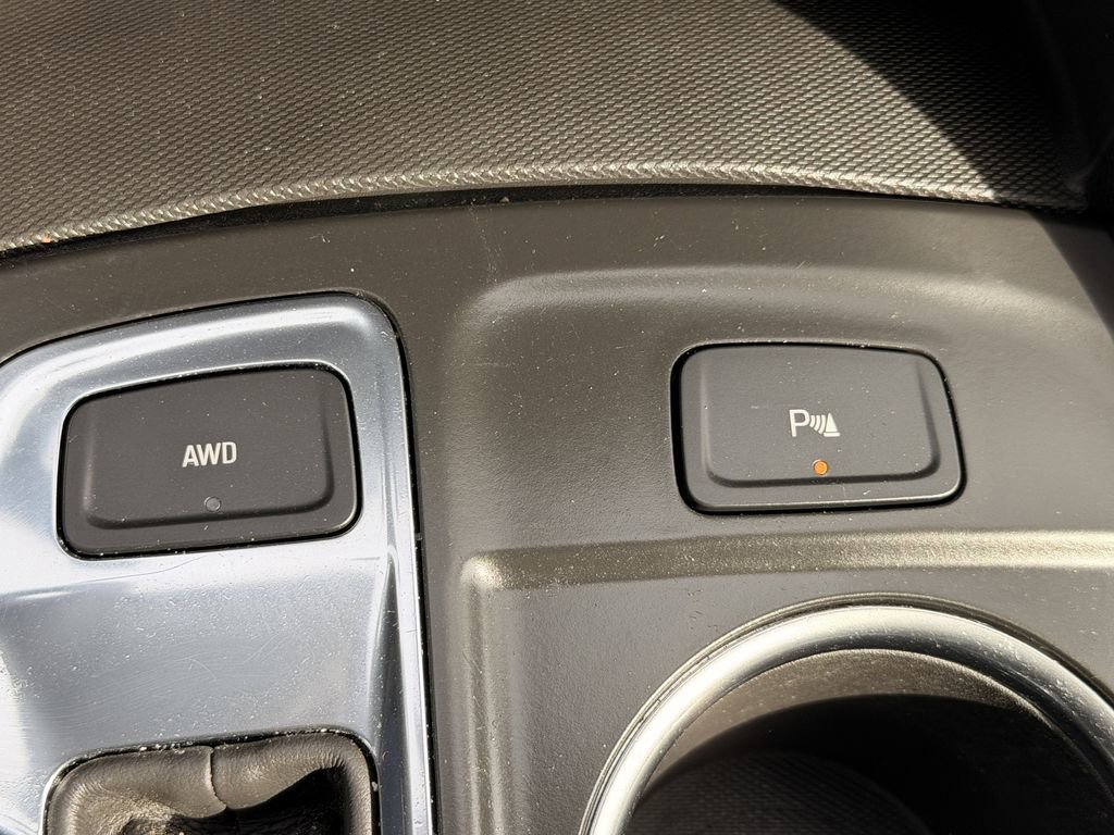 Certified 2024 Chevrolet Equinox LT w/ LPO, Floor Liner Package image 5