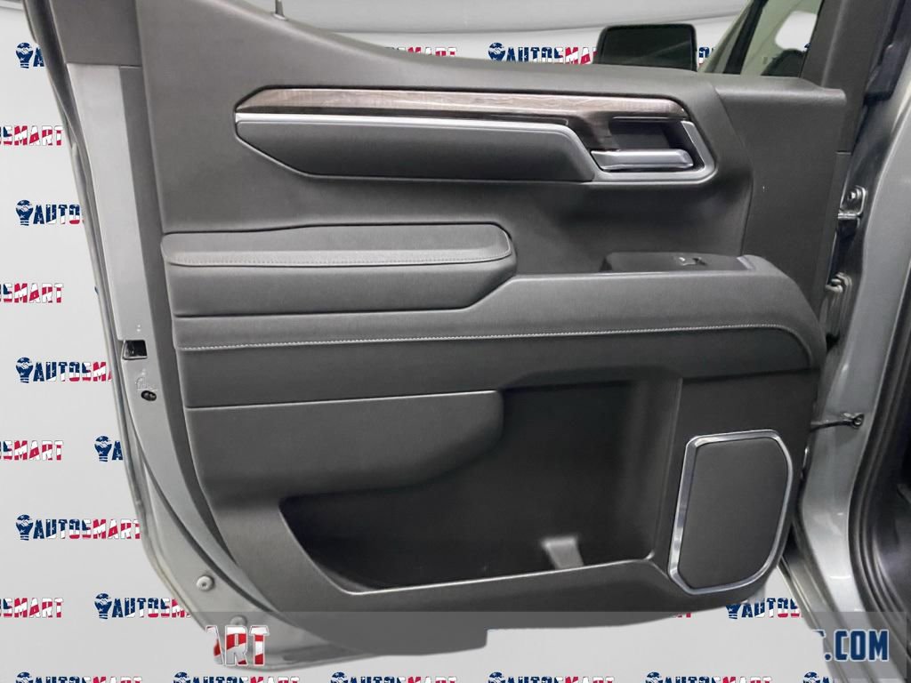 Used 2025 Chevrolet Silverado 1500 LTZ AWD/4WD image 11