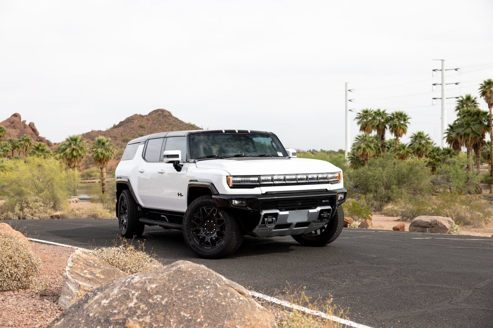 Used 2025 GMC Hummer EV 2X AWD/4WD image 12