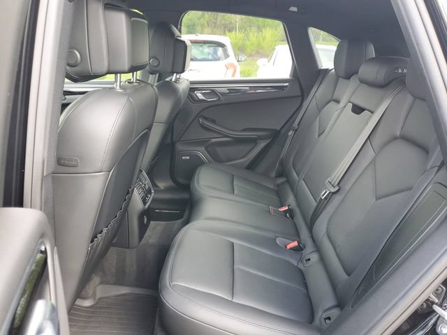 Used 2019 Porsche Macan AWD/4WD image 35