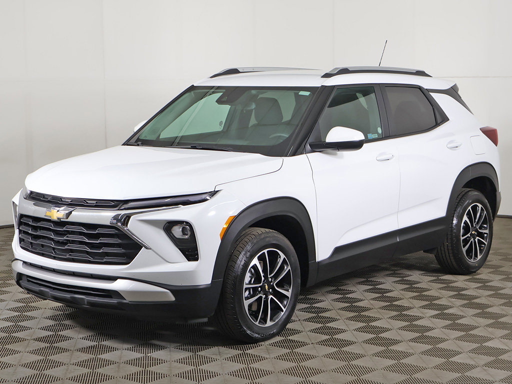 Used 2025 Chevrolet TrailBlazer LT AWD/4WD image 6