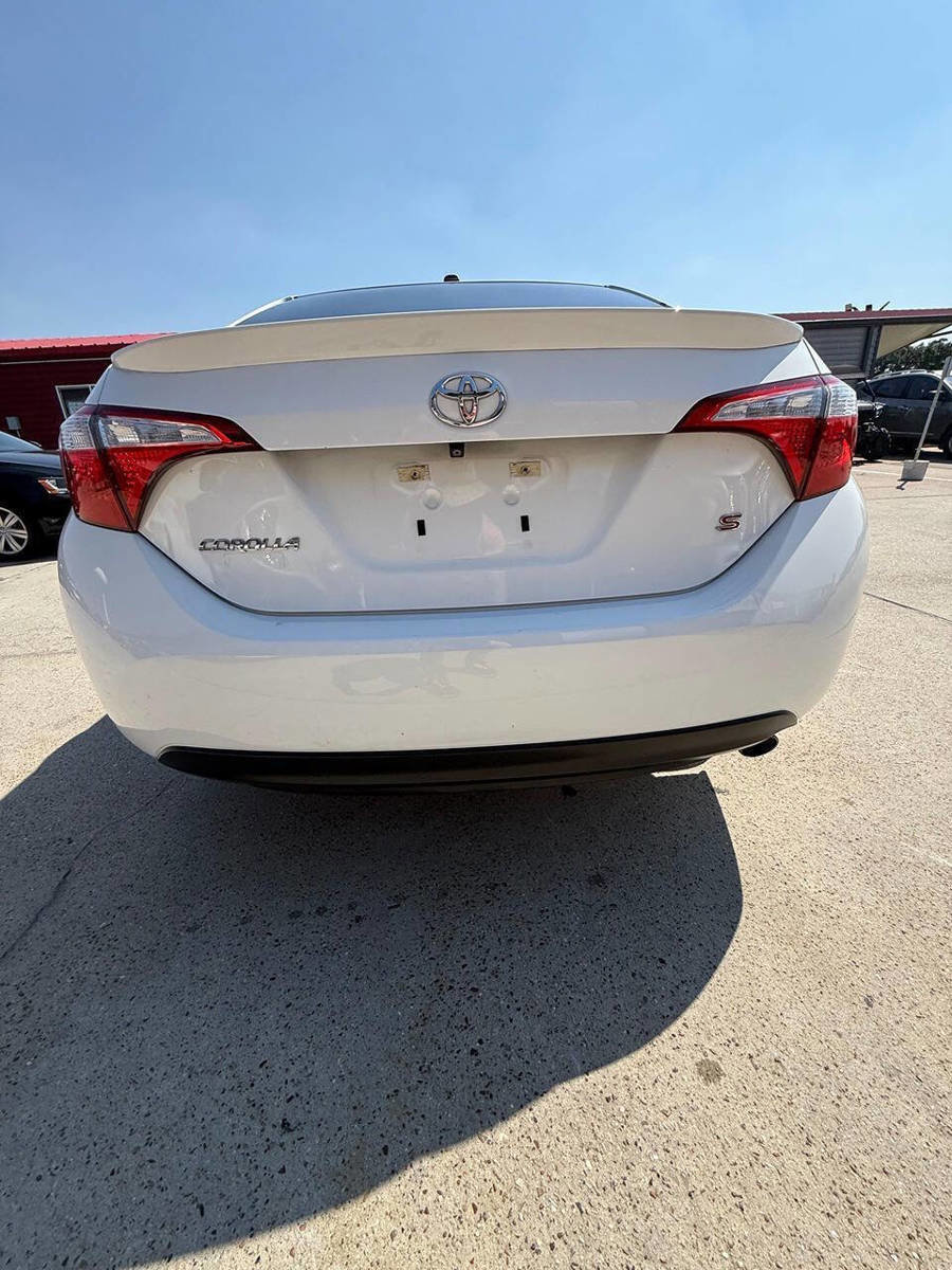 Used 2016 Toyota Corolla S image 28