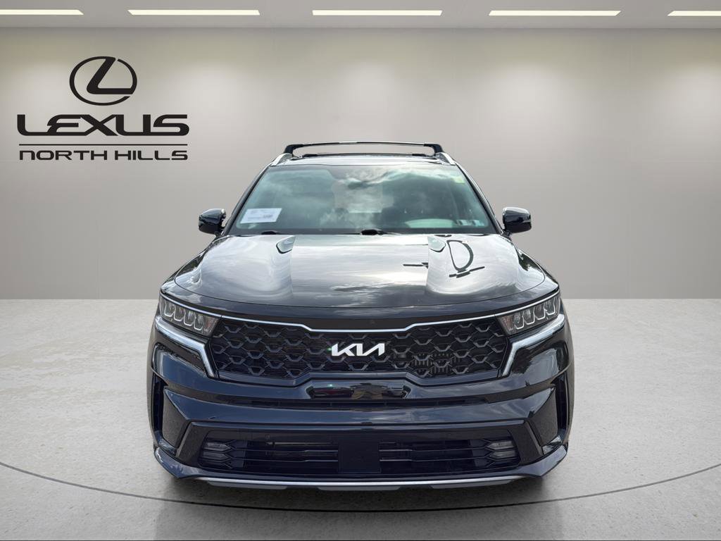 Used 2023 Kia Sorento EX w/ Panoramic Sunroof Package image 2