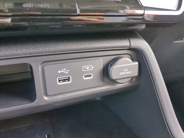 New 2025 Honda Pilot Touring image 26