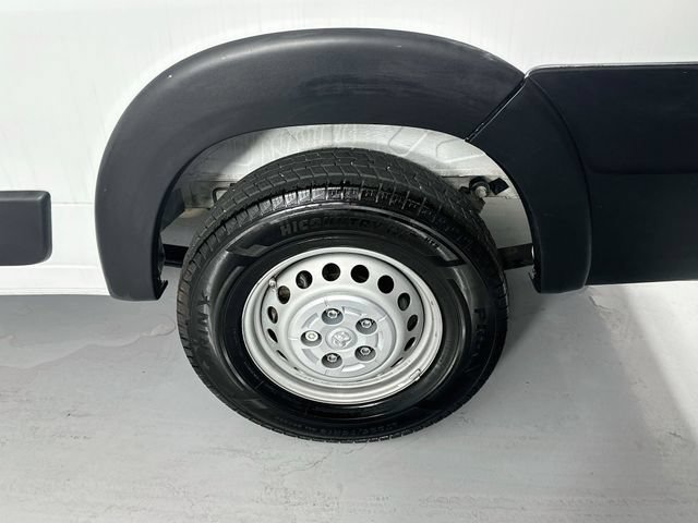 Used 2025 RAM ProMaster 2500 w/ Convenience Group FWD image 24