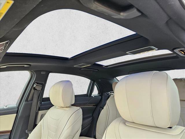 Used 2018 Mercedes-Benz S 560 4MATIC Sedan image 13