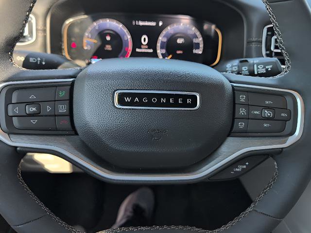 Used 2025 Jeep Wagoneer 4WD image 9