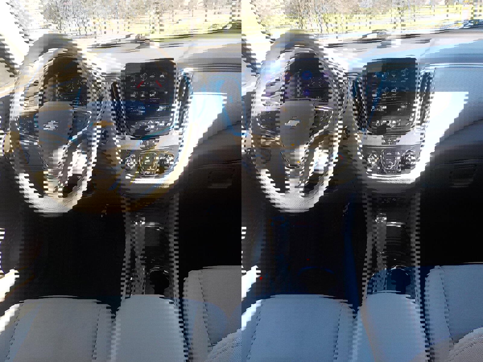 Used 2020 Chevrolet Malibu LS w/ Driver Confidence Package II image 13