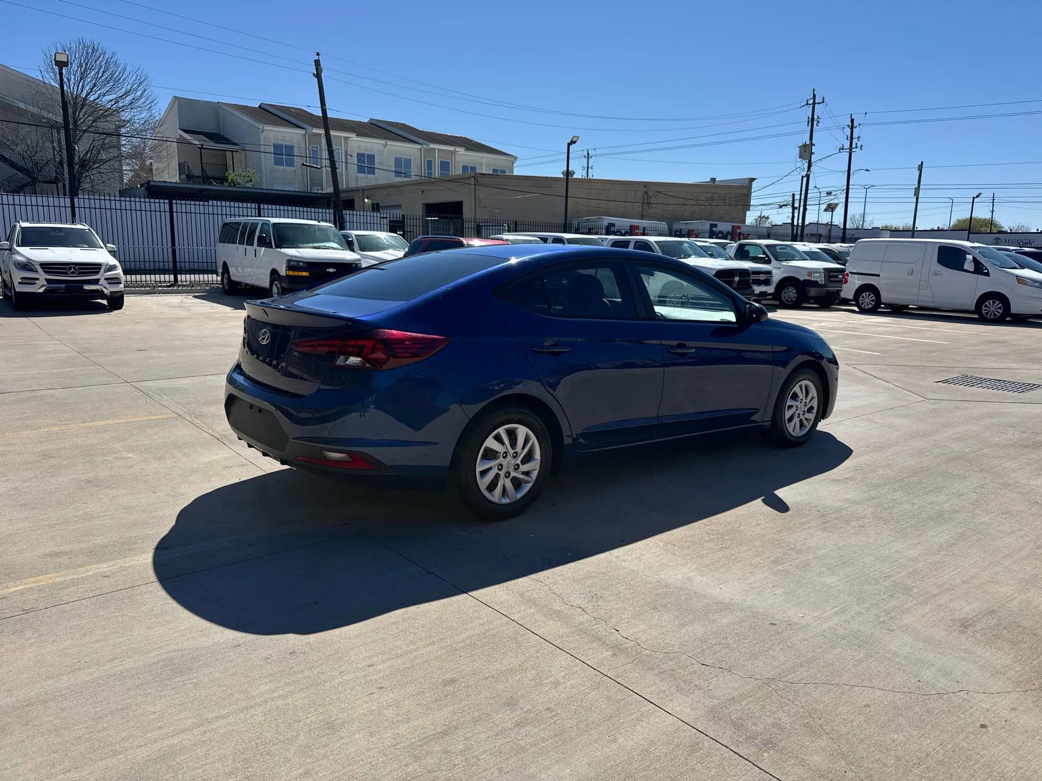 Used 2020 Hyundai Elantra SE image 10