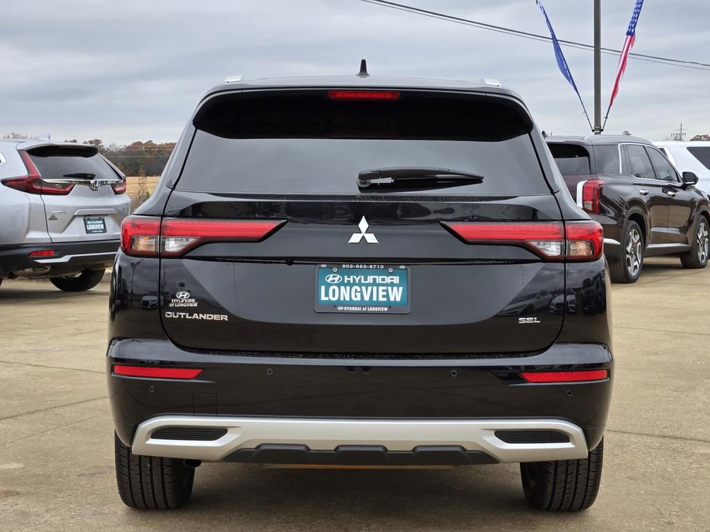 Used 2024 Mitsubishi Outlander SEL image 4