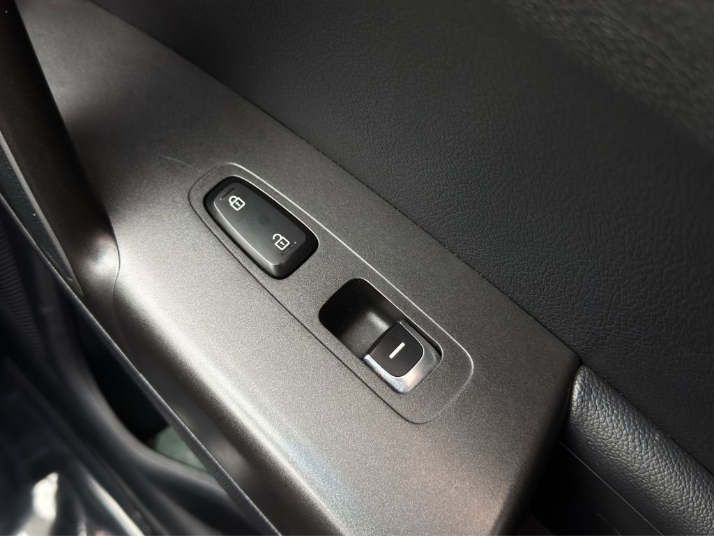 Used 2020 Kia Sportage LX w/ LX Popular Package image 15