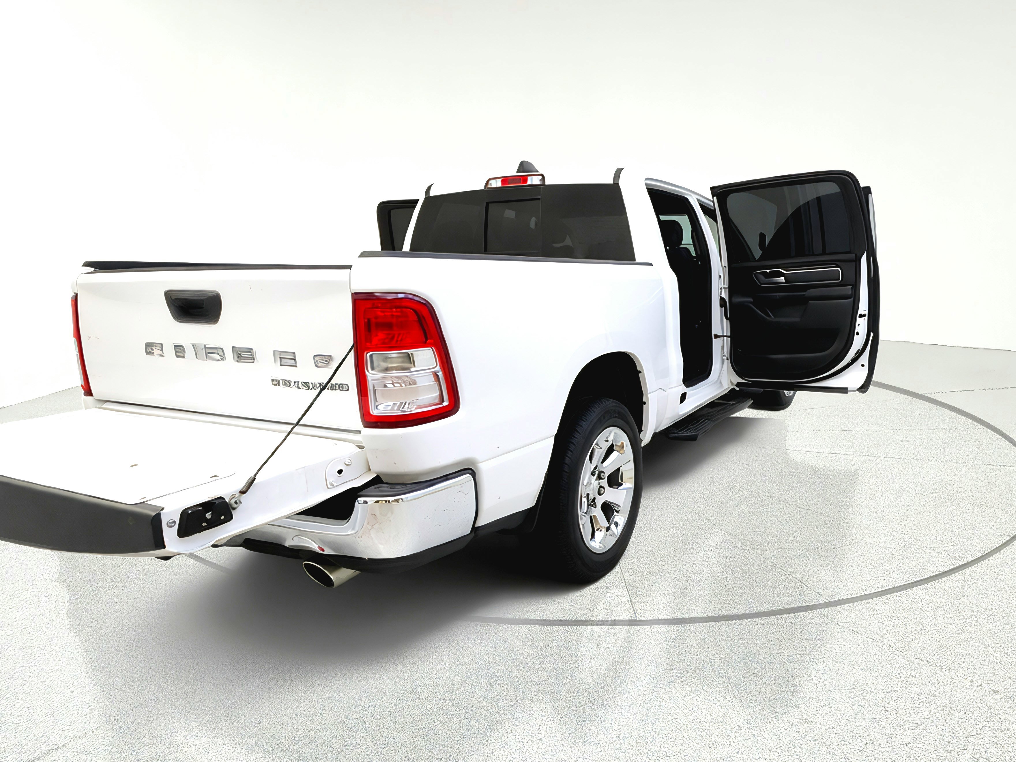 Used 2022 RAM 1500 Big Horn AWD/4WD image 14