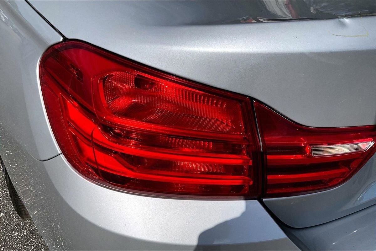 Used 2017 BMW 430i Convertible image 22