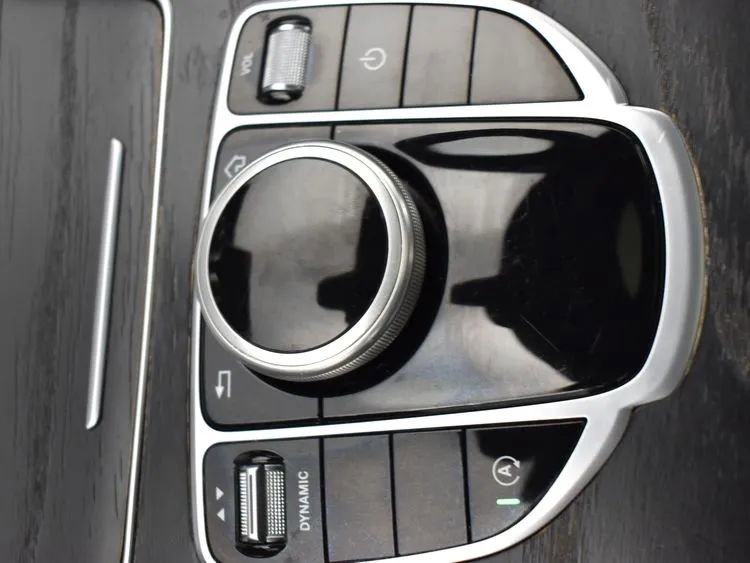Used 2018 Mercedes-Benz C 300 4MATIC Sedan w/ Premium Package image 34