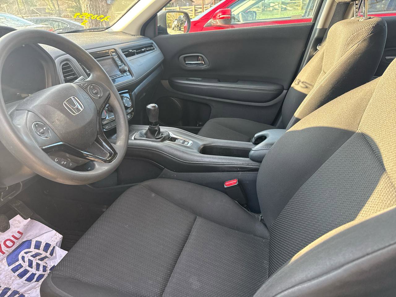 Used 2016 Honda HR-V LX image 6