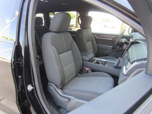 Used 2025 GMC Acadia Elevation image 22