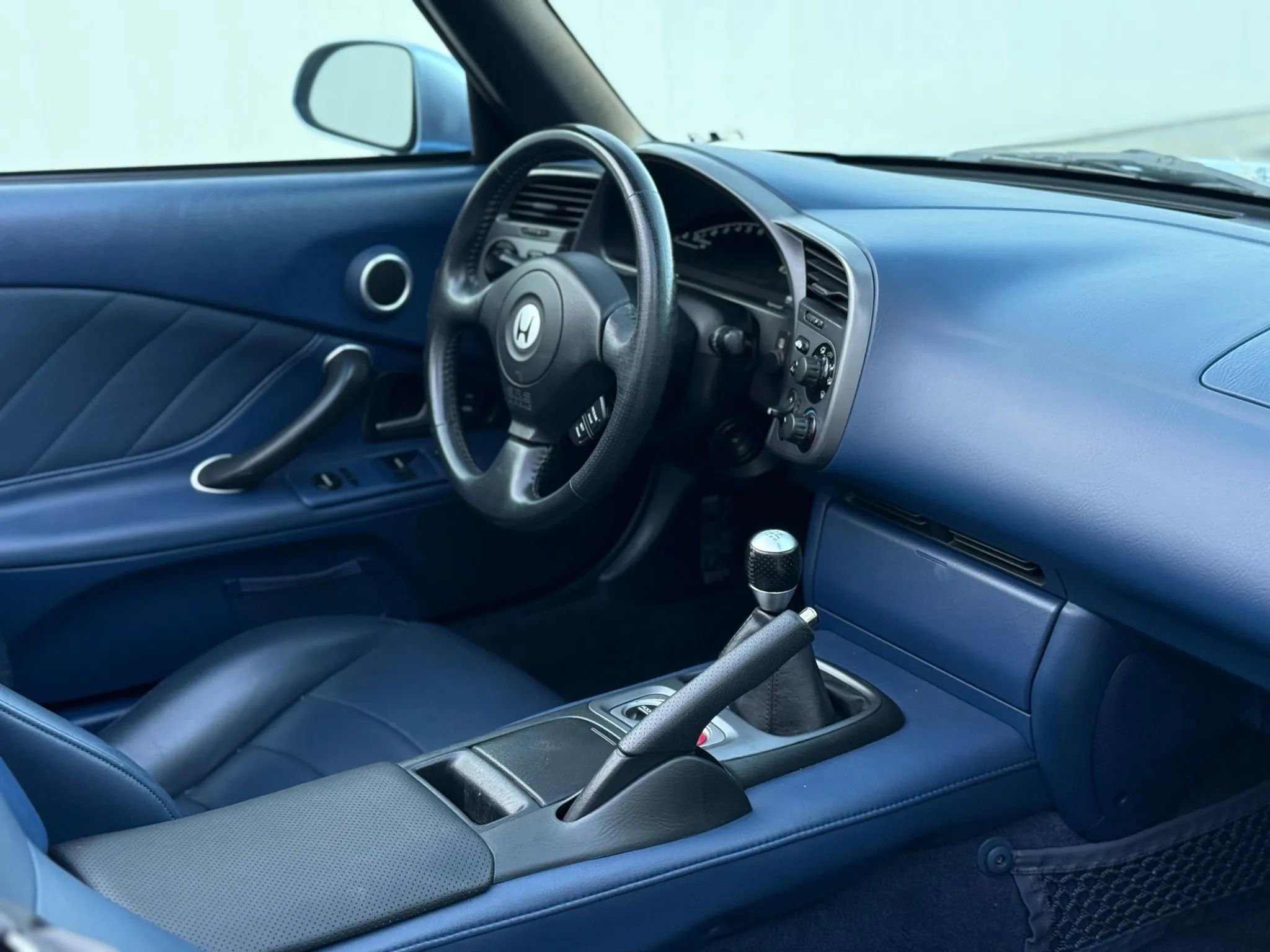 Used 2003 Honda S2000 image 22