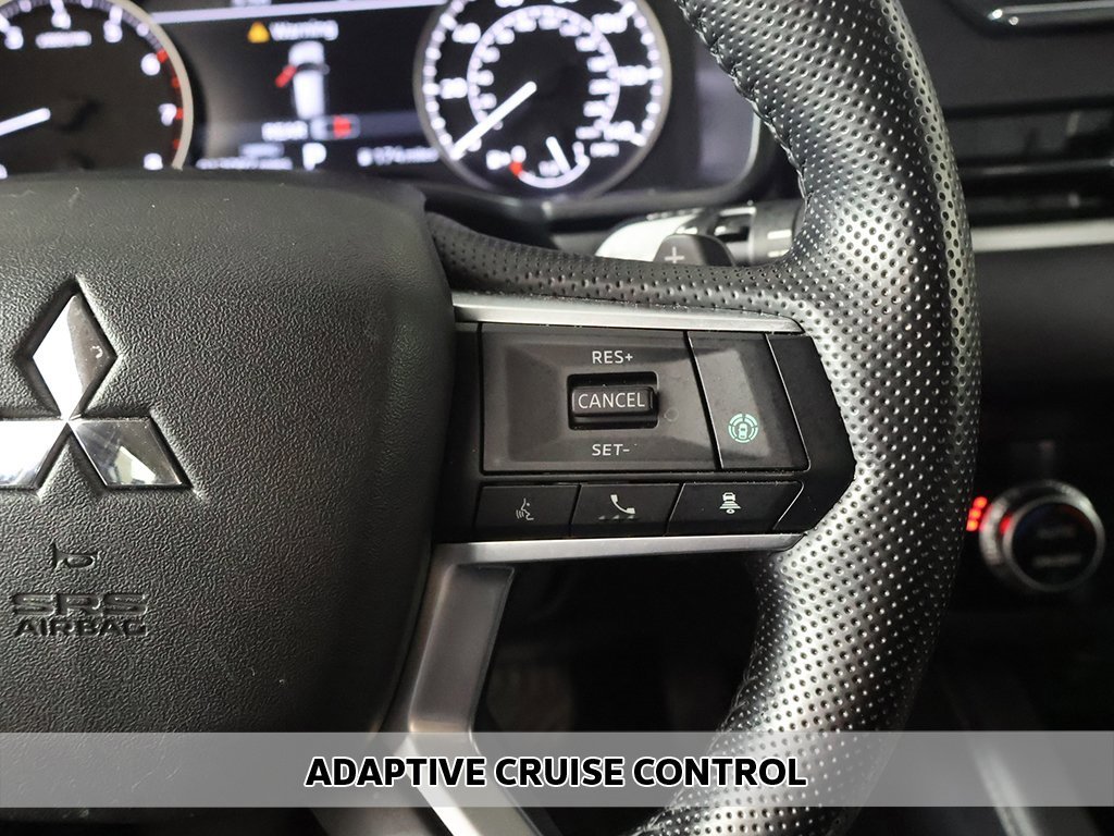 Used 2024 Mitsubishi Outlander SE image 4