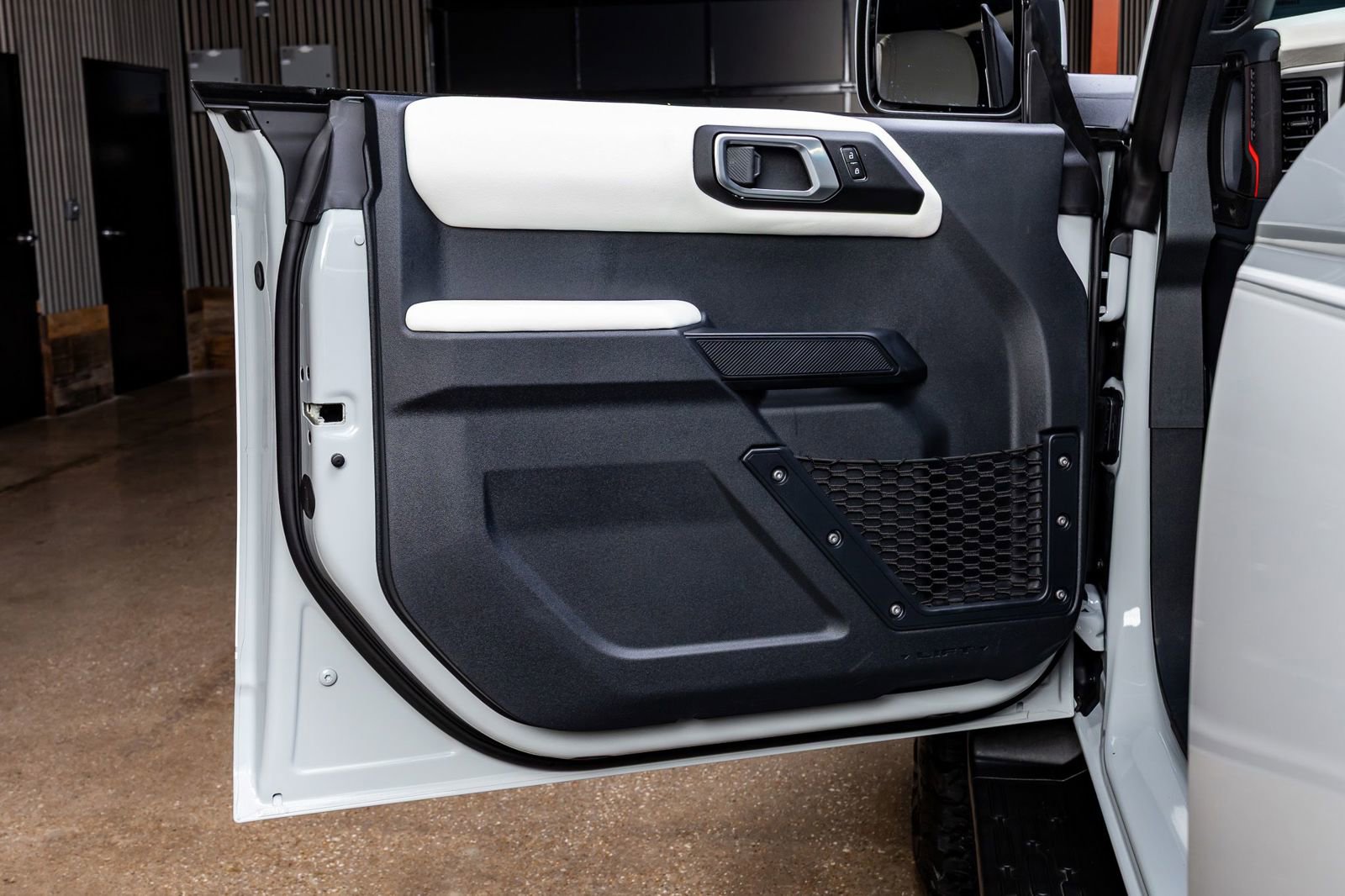 Used 2026 Ford Bronco Heritage Edition image 36