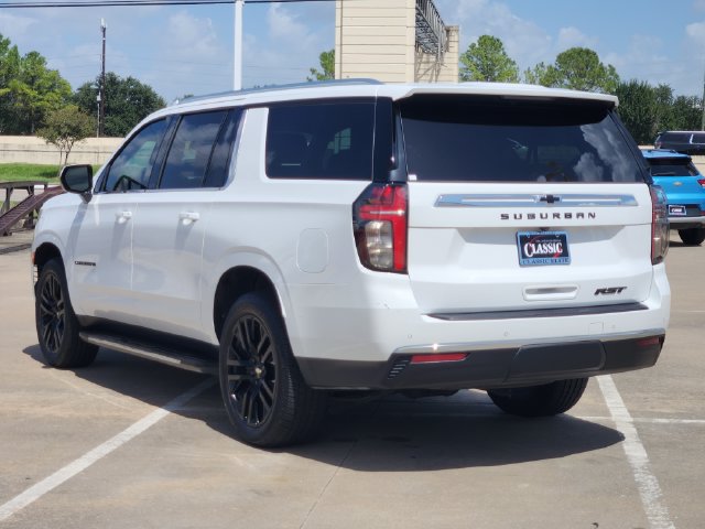 Used 2021 Chevrolet Suburban LT RWD image 5