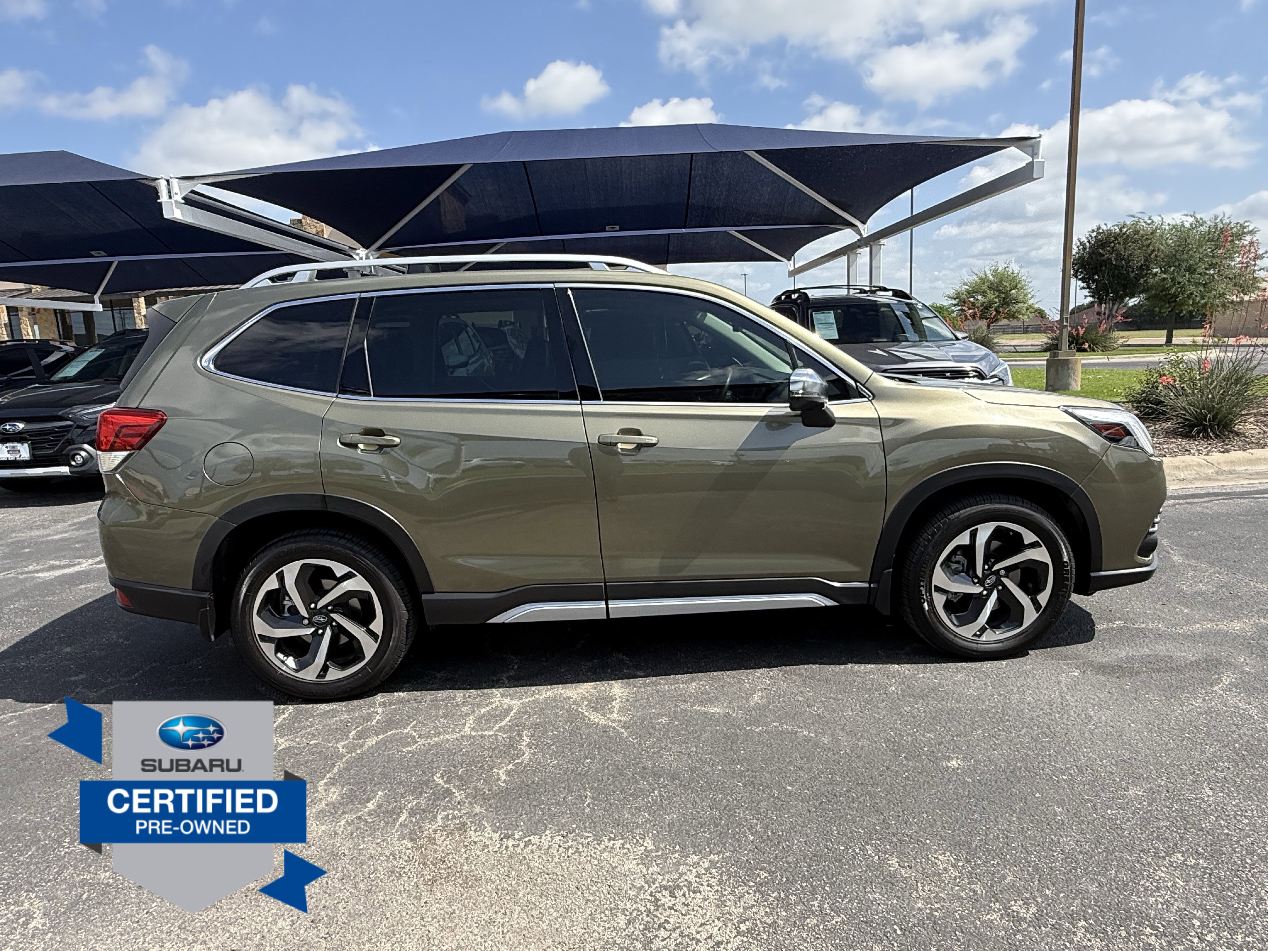 Used 2023 Subaru Forester Touring AWD/4WD image 8