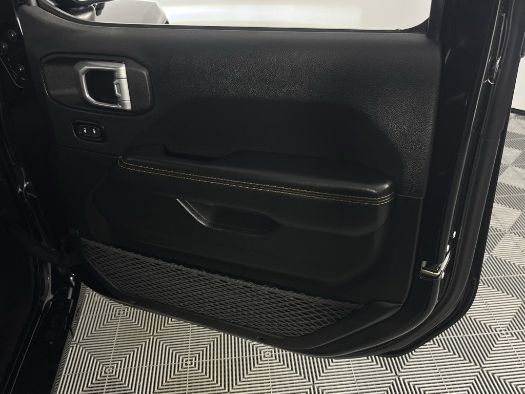 Used 2024 Jeep Wrangler Unlimited Sahara w/ Safety Group image 29