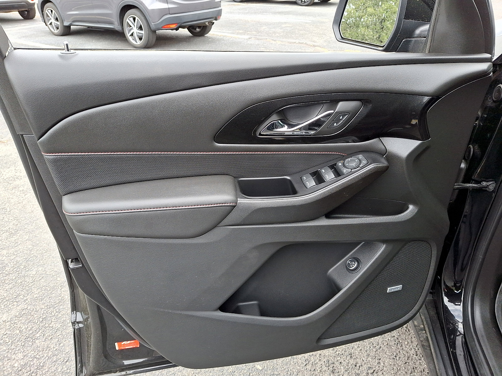 Certified 2023 Chevrolet Traverse RS w/ LPO, Floor Liner Package AWD/4WD image 13