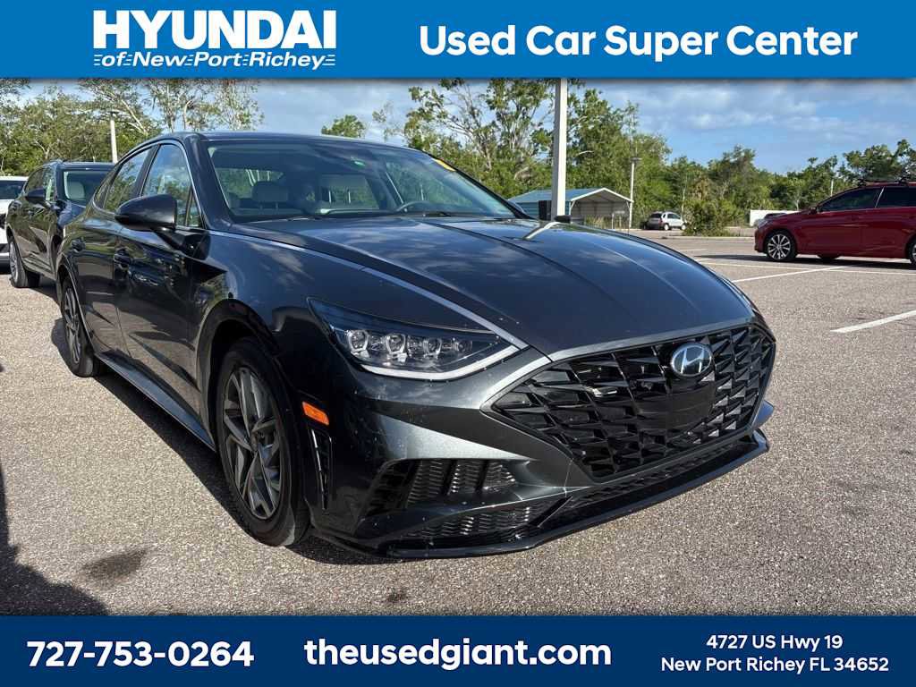 Used 2023 Hyundai Sonata SEL w/ Cargo Package image 4