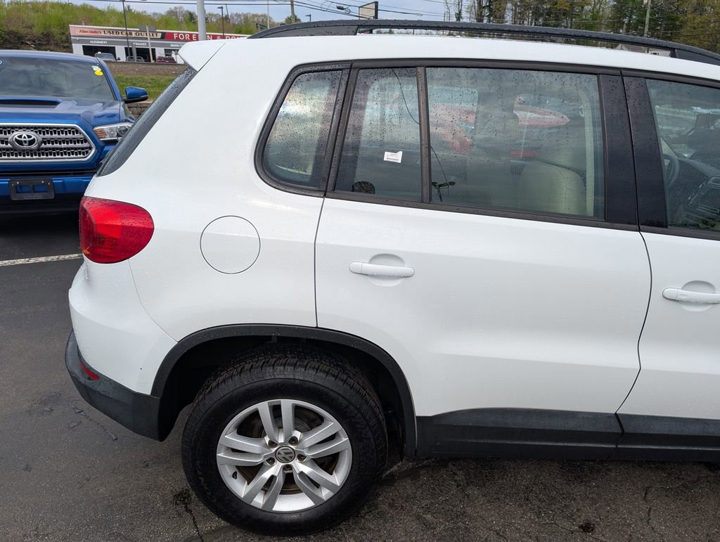 Used 2017 Volkswagen Tiguan S AWD/4WD image 8