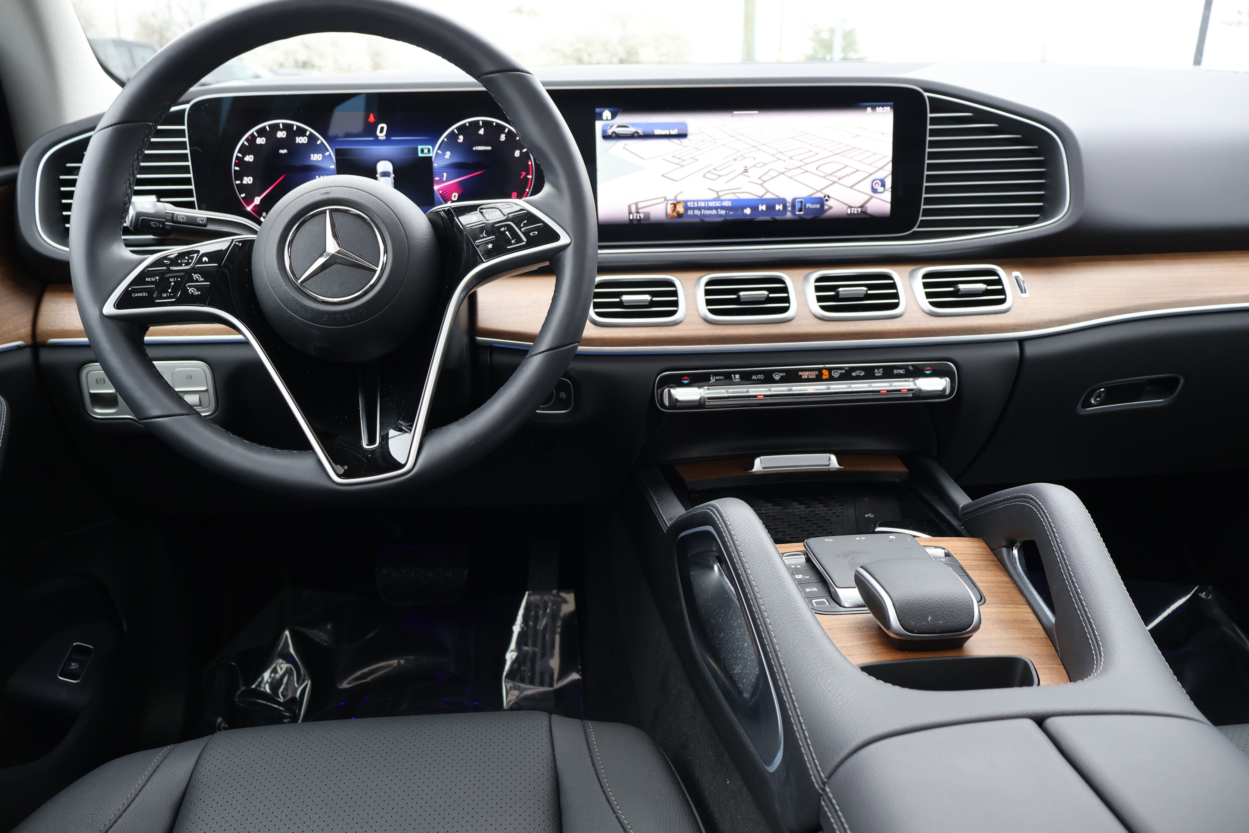 Used 2025 Mercedes-Benz GLE 350 4MATIC image 20